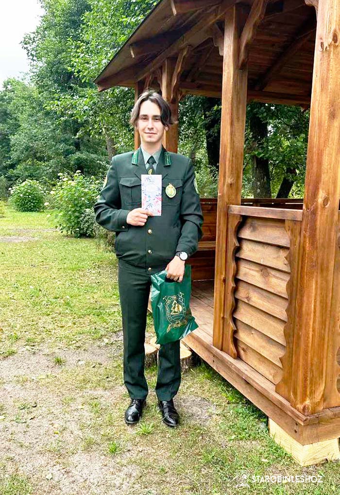 с Днём рождения молодого специалиста Леткова Вадима