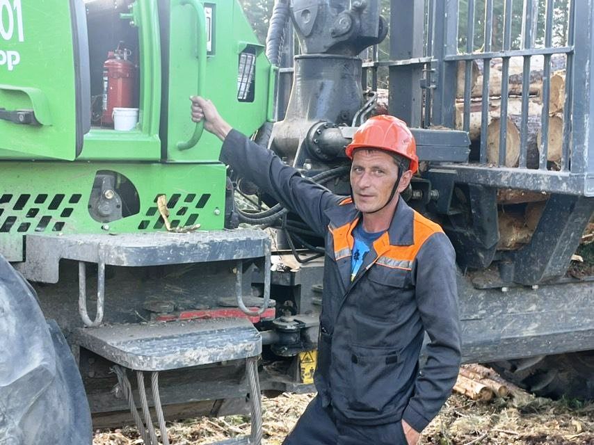 УСТРАНЕНИЕ НЕПОГОДЫ ПРОДОЛЖАЮТСЯ