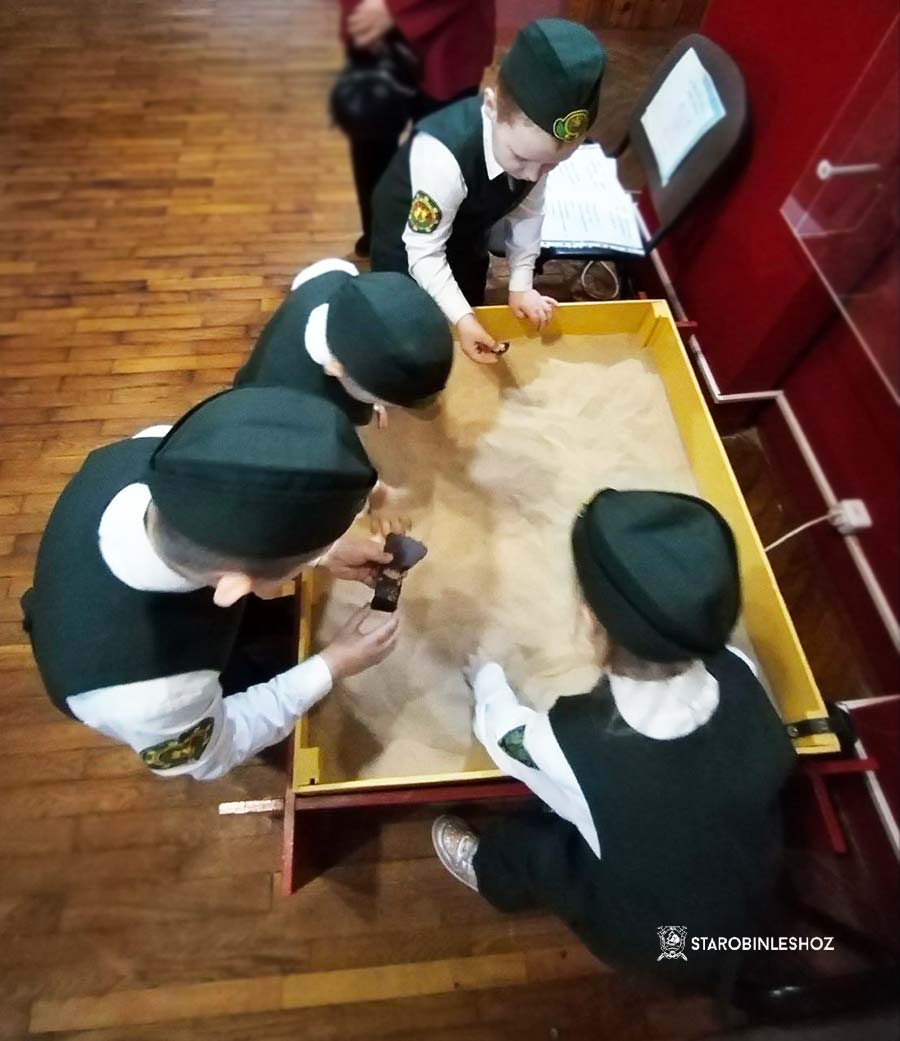 ЭКСКУРСИЯ ДЛЯ ЮНЫХ ЛЕСОВОДОВ