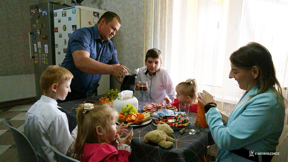 Многодетная семья Бондарь