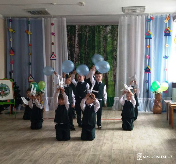 НОВАЯ СМЕНА ЮНЫХ ЛЕСОВОДОВ