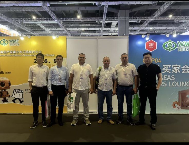 БЕЛОРУССКИЕ ЛЕСХОЗЫ ИЗУЧАЮТ ОПЫТ ДЕРЕВООБРАБОТКИ В КИТАЕ