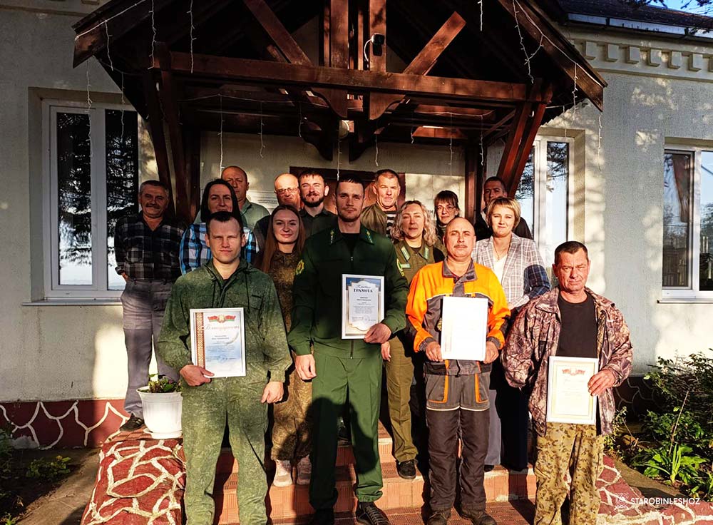 ПОЗДРАВЛЕНИЯ КО ДНЮ РАБОТНИКОВ ЛЕСА ПРОДОЛЖАЮТСЯ!