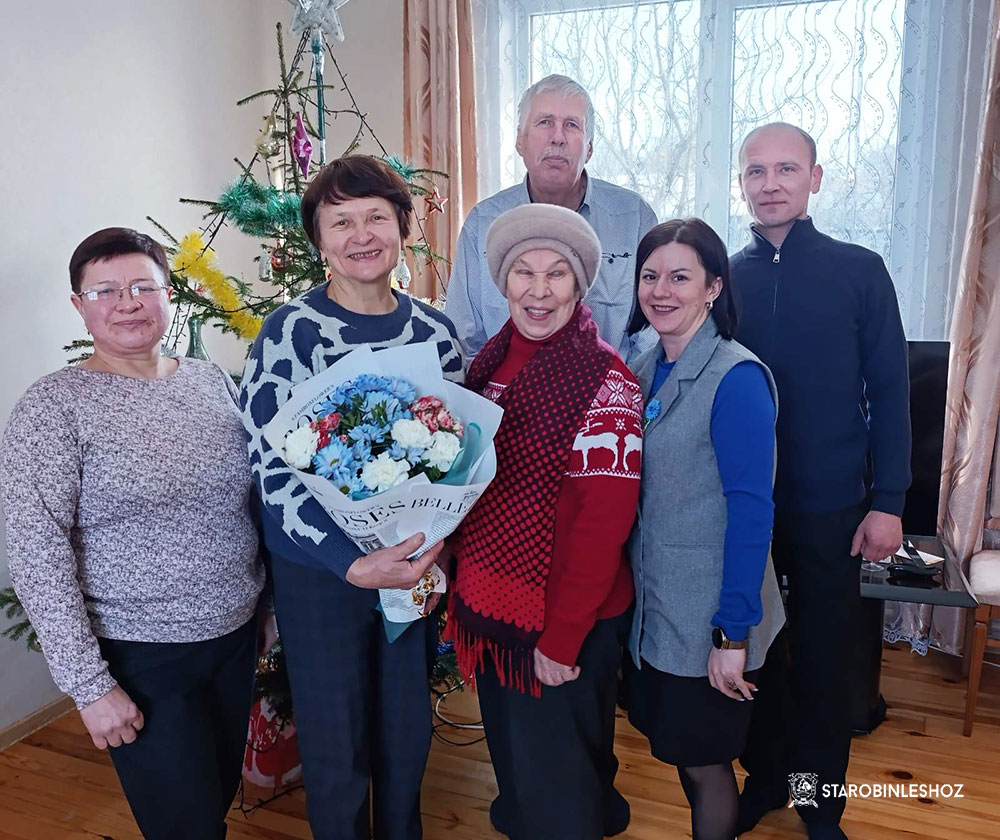 СВОЙ 70-ЛЕТНИЙ ЮБИЛЕЙ ОТПРАЗДНОВАЛА ГАЛИНА ЛАВРЫСЮК