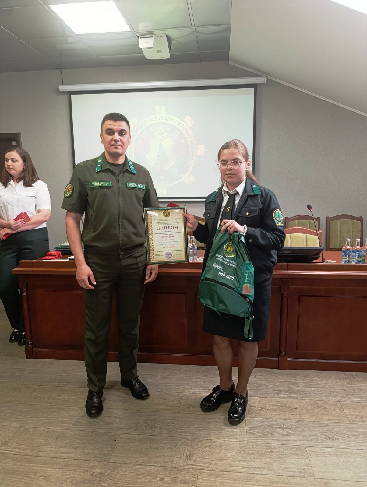 ОБЛАСТНОЙ ЭТАП РЕСПУБЛИКАНСКОГО ЮНИОРСКОГО ЛЕСНОГО КОНКУРСА «КВІТНЕЙ, МОЙ ЛЕС!» ОБЛАСТНОЙ ЭТАП РЕСПУБЛИКАНСКОГО ЮНИОРСКОГО ЛЕСНОГО КОНКУРСА «КВІТНЕЙ, МОЙ ЛЕС!»